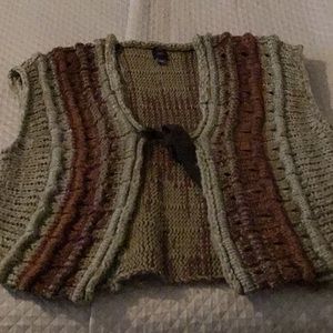 Multi color vest knitted made in Israel like new